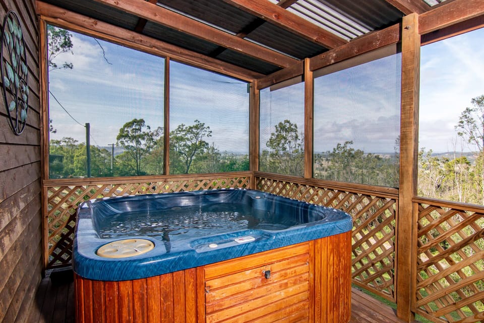 Indoor spa tub