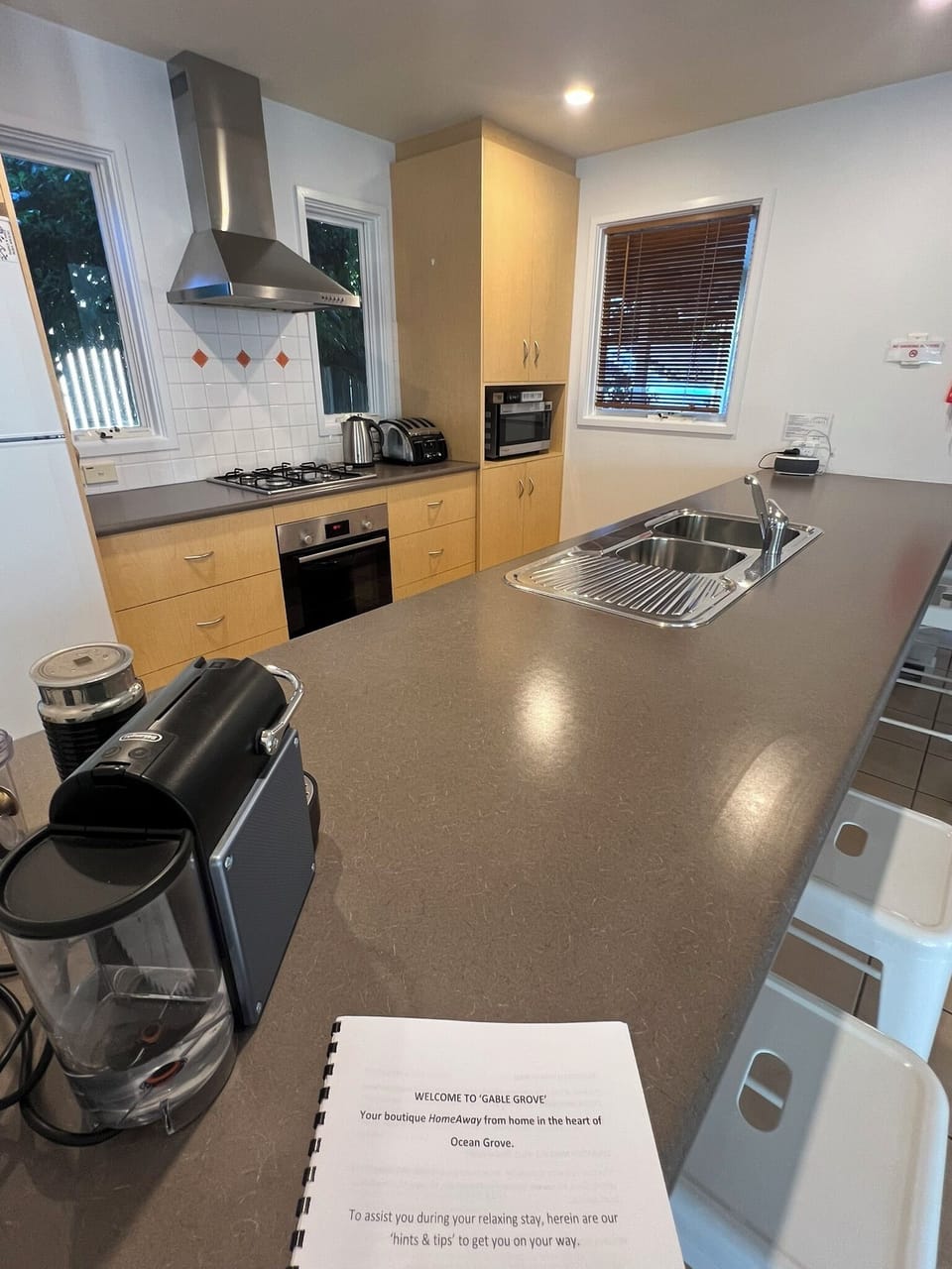 BREAKFAST BAR SEATING FOR 4.