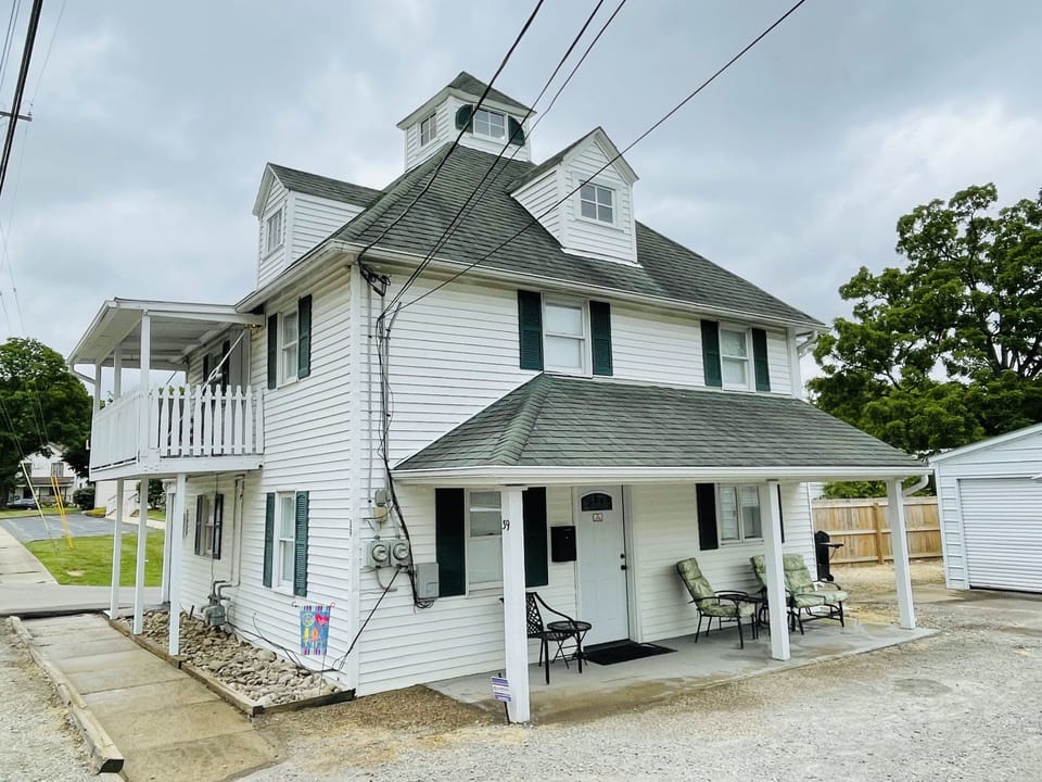 First-floor apartment with covered porch