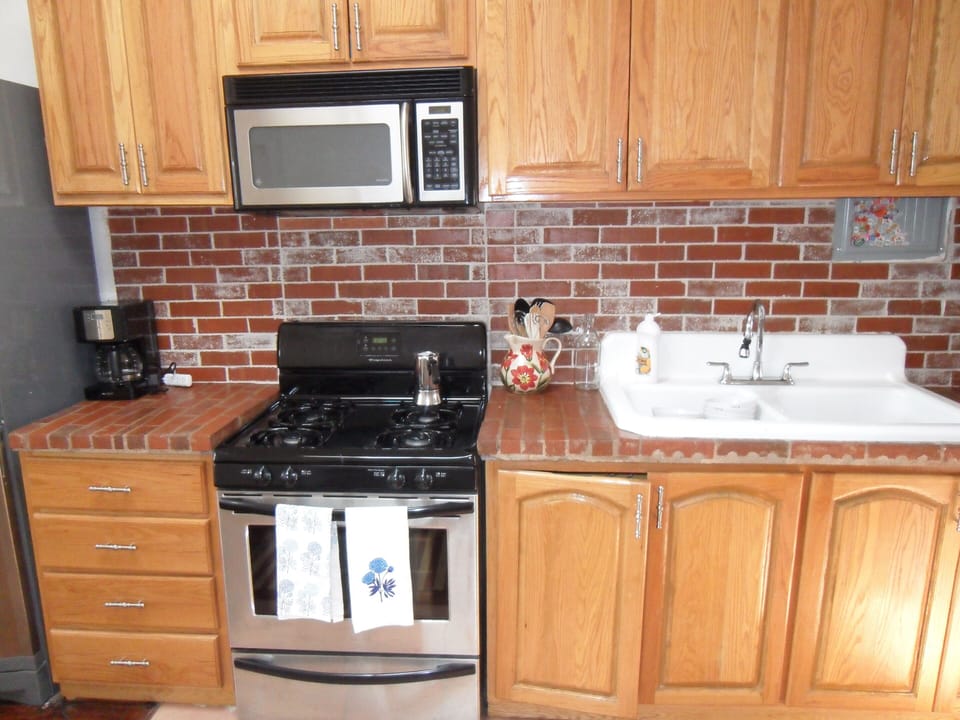 tuscan kitchen