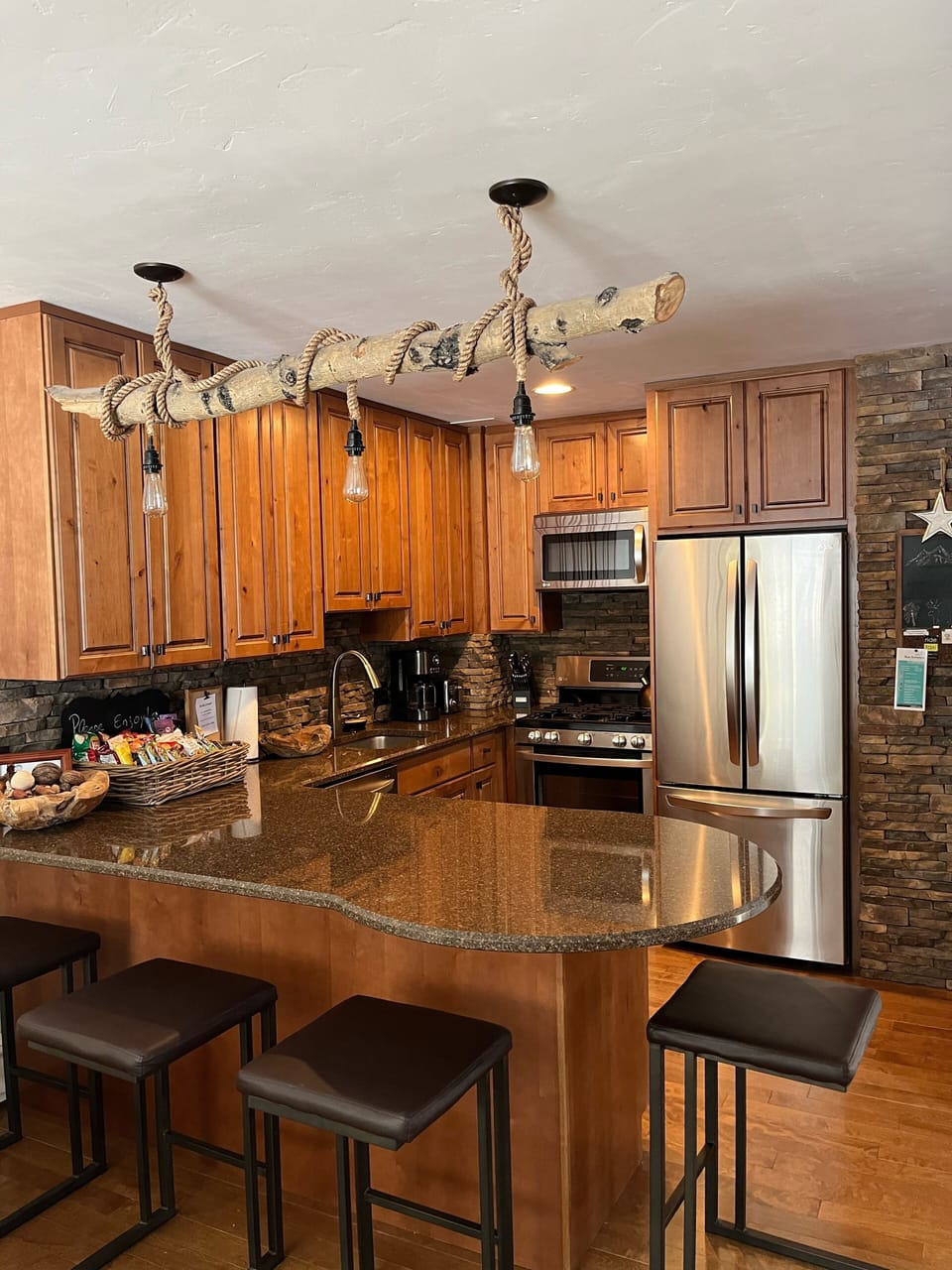 Gas stove, microwave, dishwasher