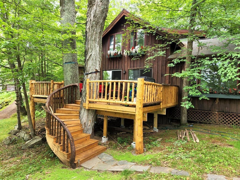 Tree House?  No, a Tree Deck, with gas BBQ, comfy seating, large serving area.