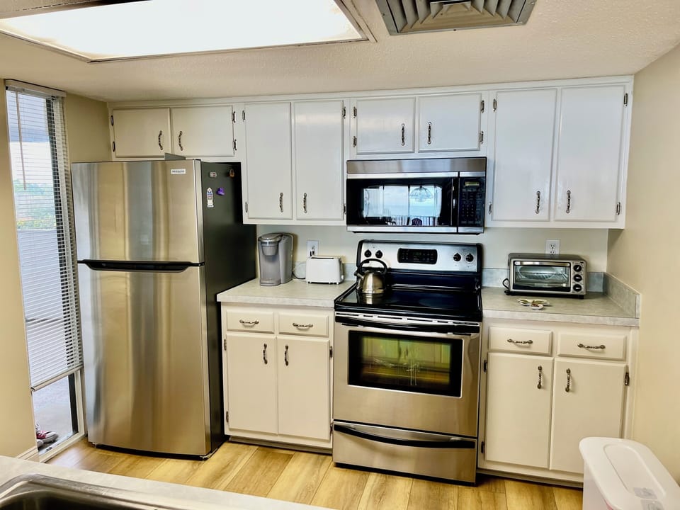 Pantry disposal dishwasher, microwave,toaster oven,fridge ice-maker