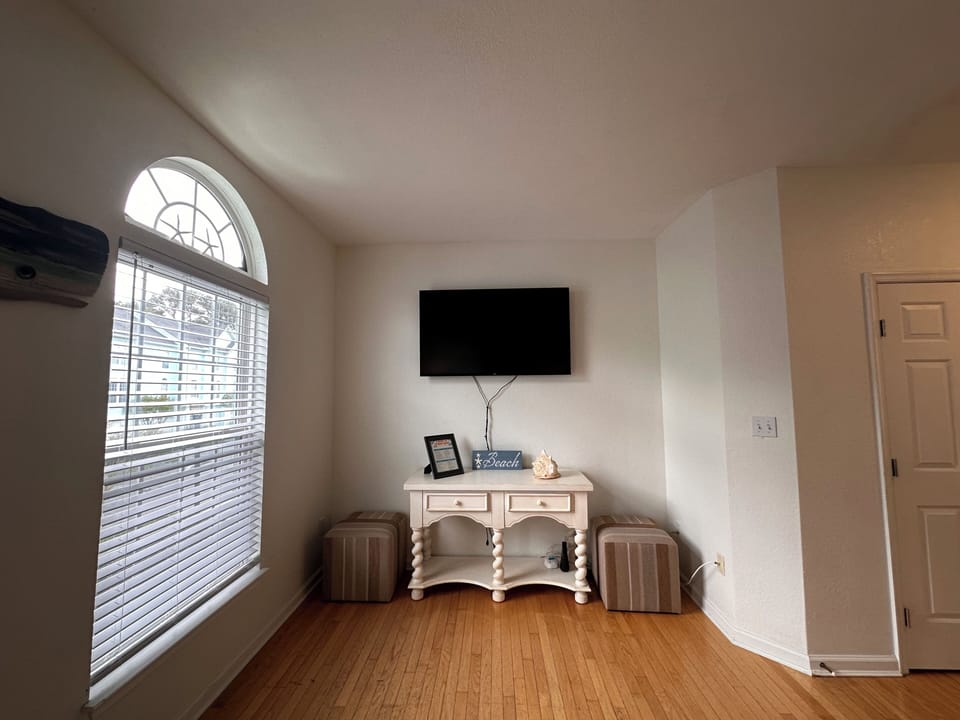 Family room - freshly painted