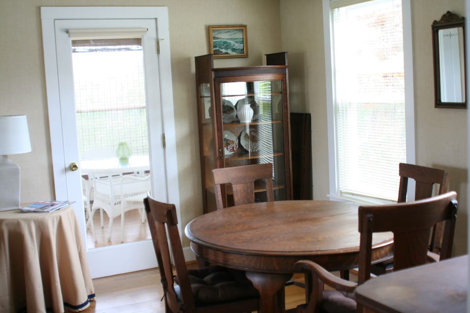 Dining area in large family/living room