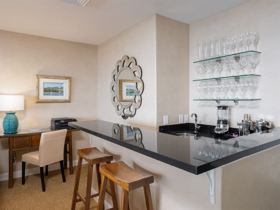 Convenient "Wet Bar" to Help Create Your Favorite Tropical Libations
