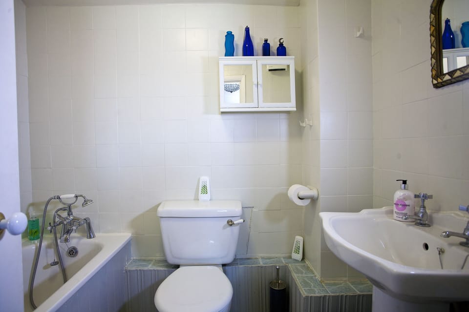 En-Suite Bathroom