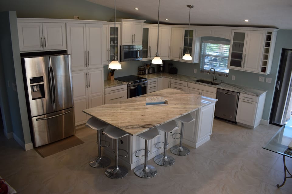 All new Gourmet kitchen !