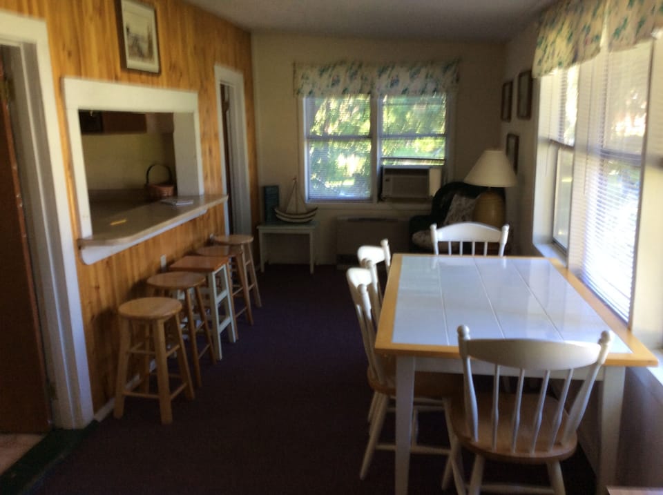 Dinning Area 2