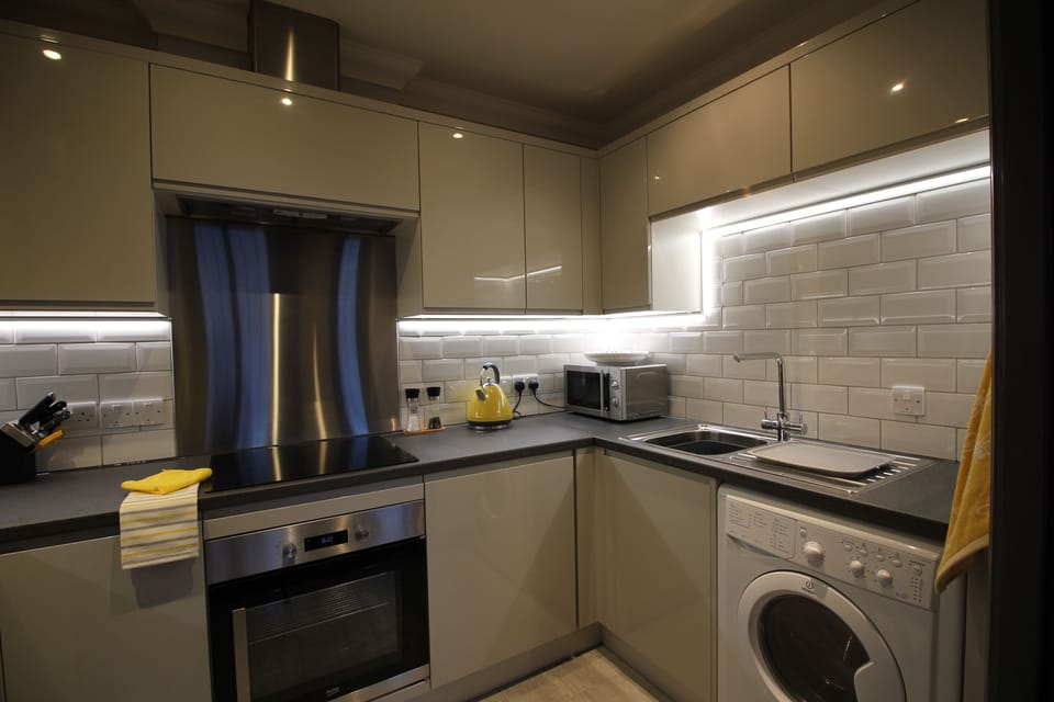Fully equipped kitchen