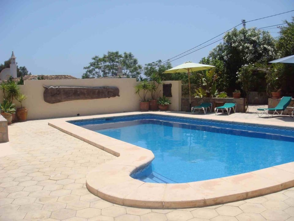 Pool with terrace and roman steps
