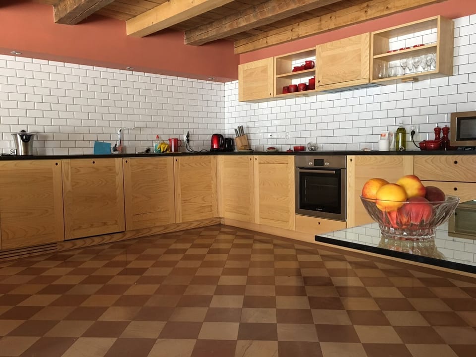 kitchen. Bosch cooker and hob.