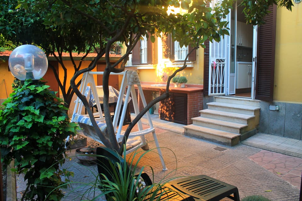 Cozy, private garden
