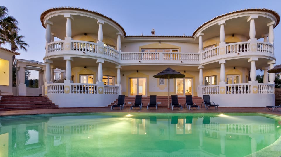 Villa Palmeiras Swimming Pool