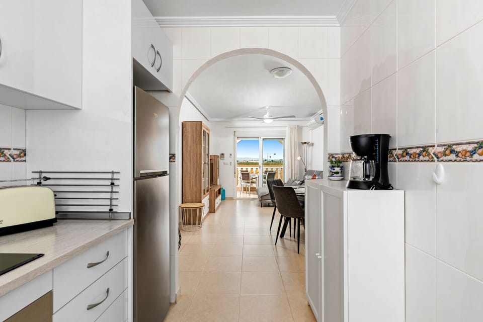 New modern kitchen with everything you could possibly need!