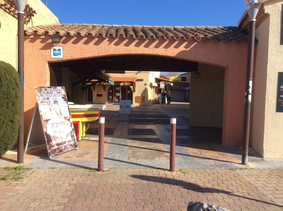 A closer view of the shopping complex - 2 minutes walk away