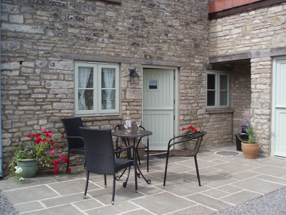 Somewhere to sit and enjoy a glass of wine!