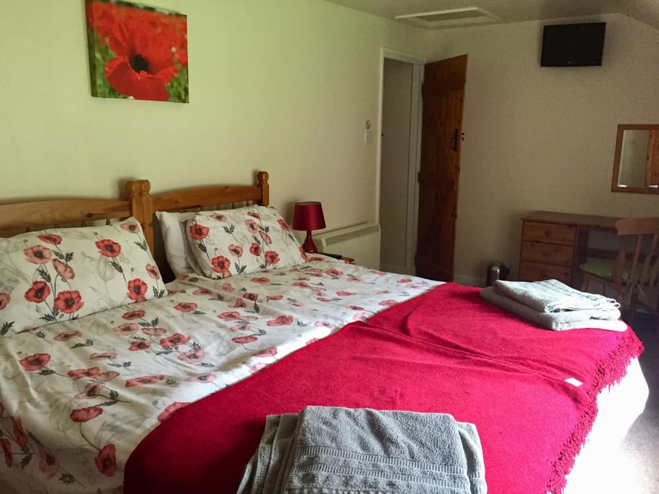 Poppy bedroom made up as a super king double.