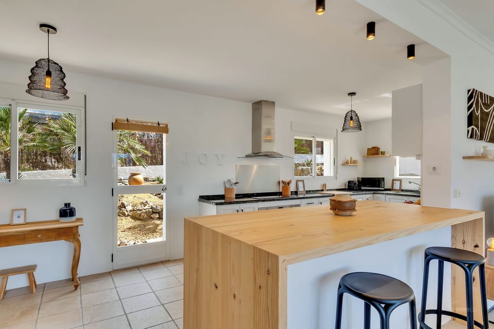 Open kitchen