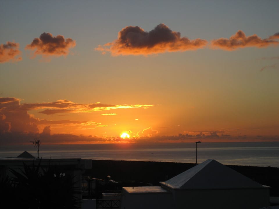 The sun is up and a warm welcome awaits you