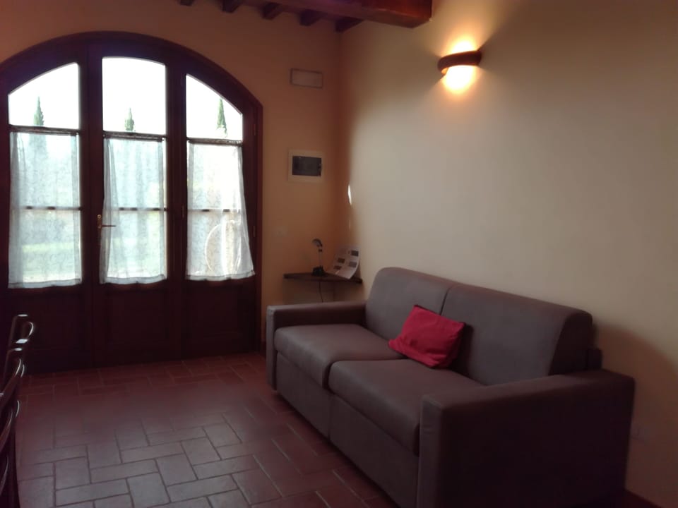 The double sofa bed (closed)