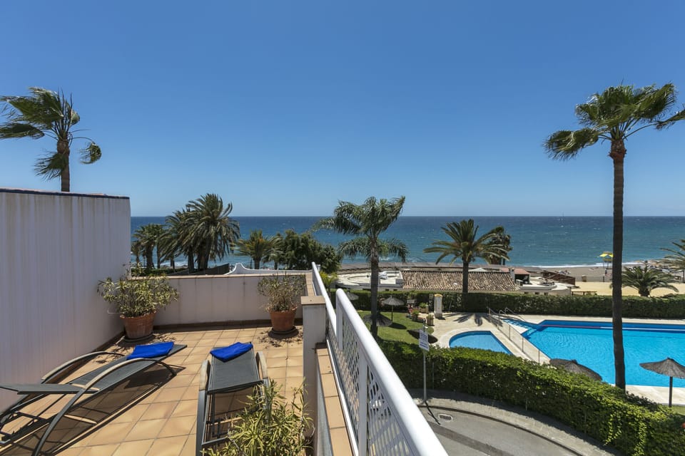 Terrace with sunbeds
