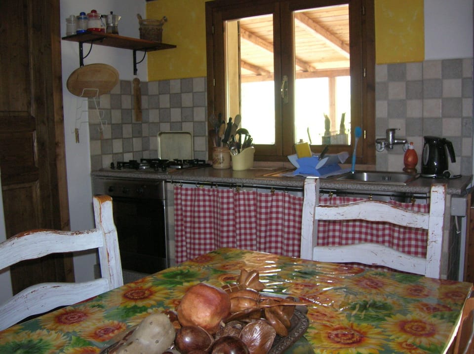 Grecale kitchen