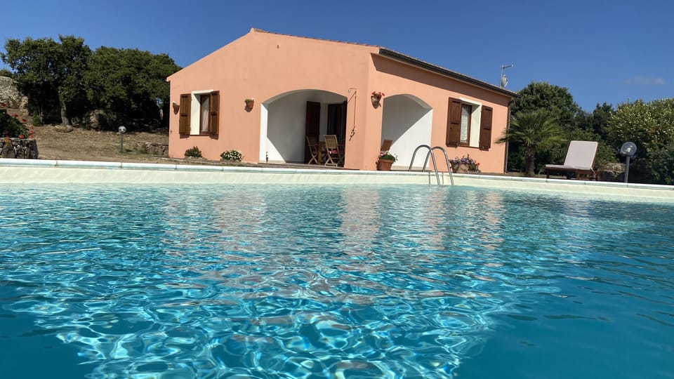 Su Coile - Independent house with private pool