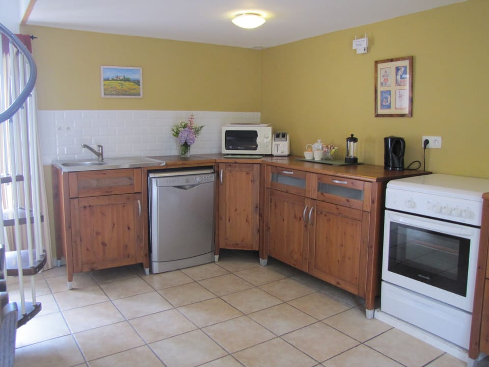 Kitchen Merlin gite