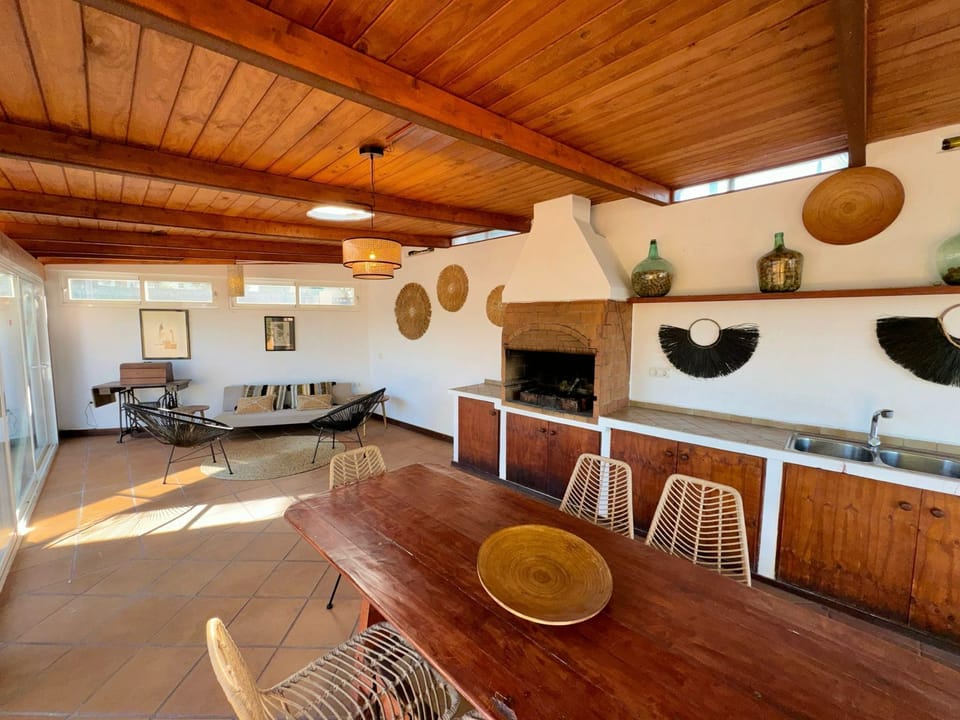 Enjoy Ibiza in style with a private chef handling it all. Just ask ;)