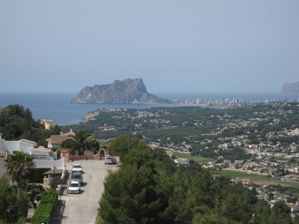 Glorious views behind house