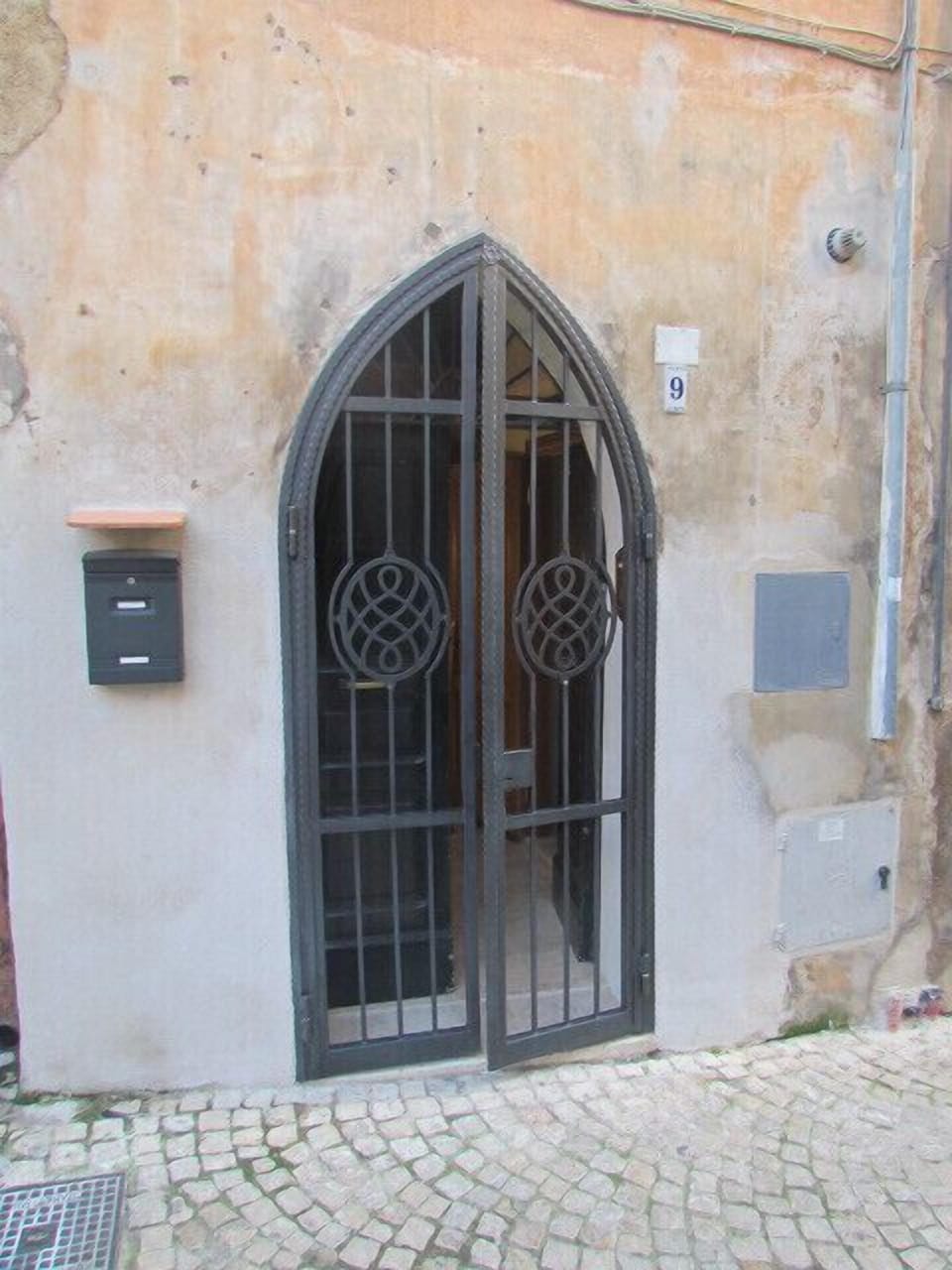 the entrance vieuw from the outside !