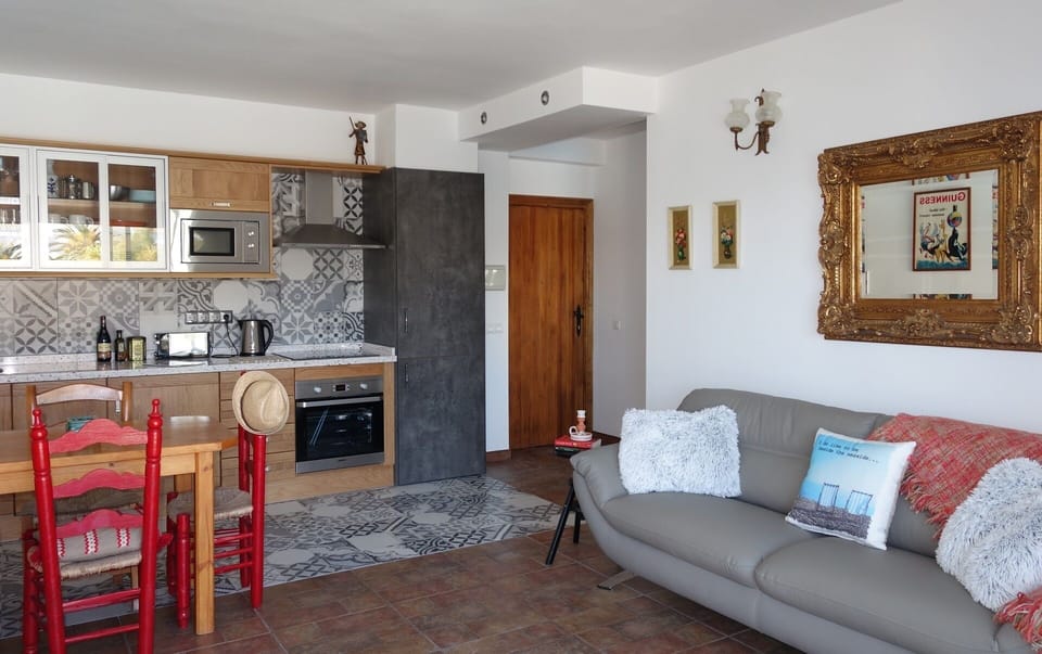 Comfortable airy space 