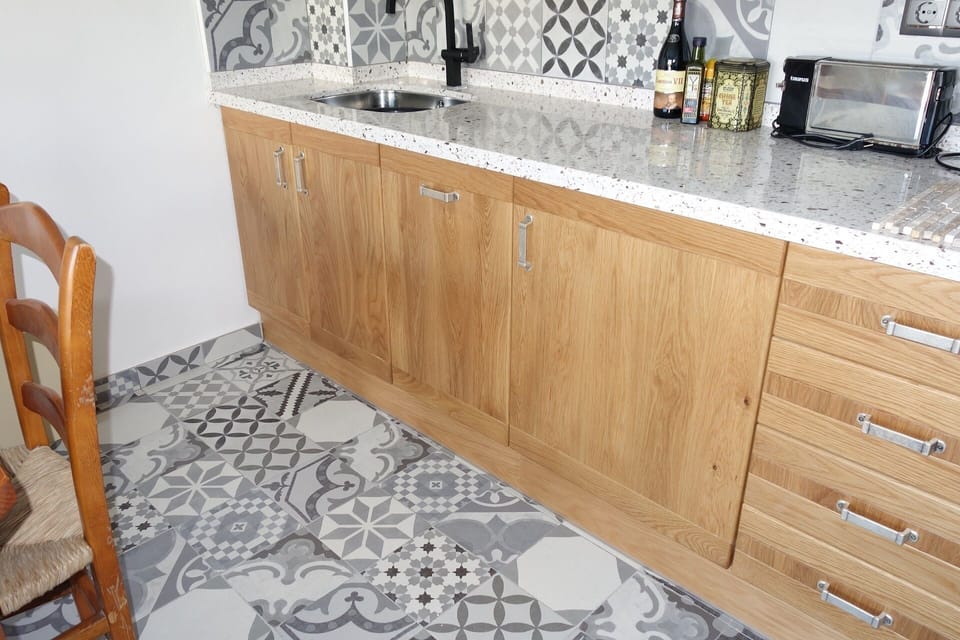 All modern appliances are integrated