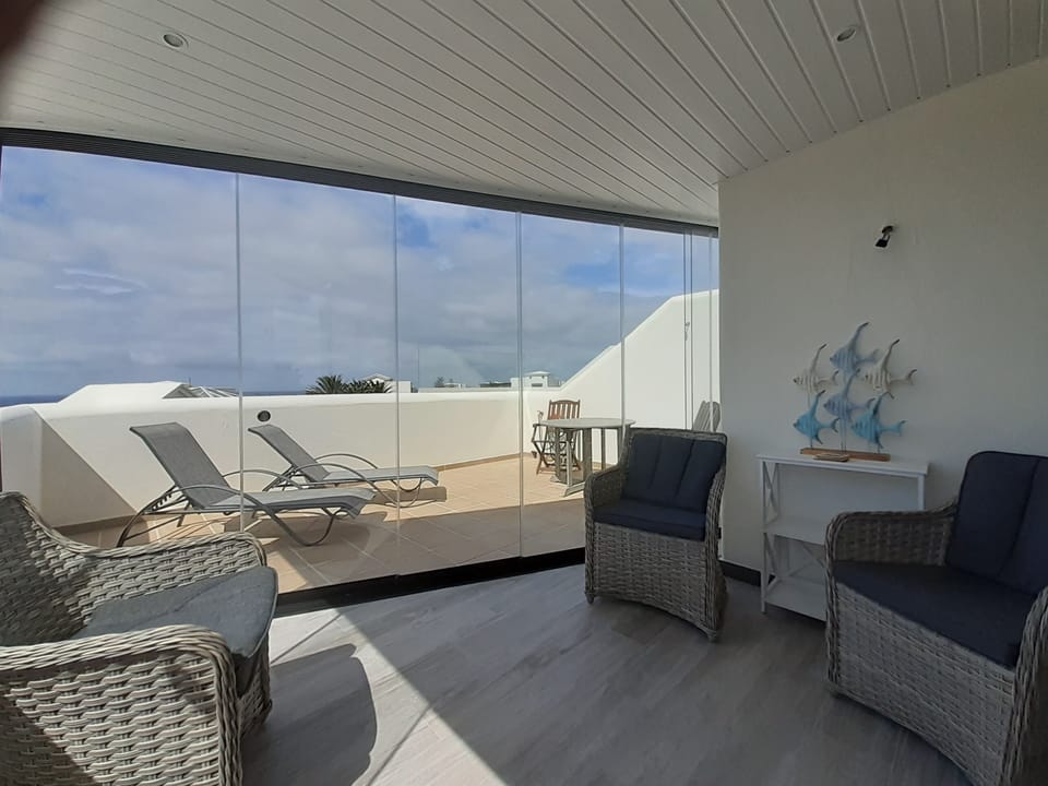 Roof Terrace Solana with fully opening glazed doors
