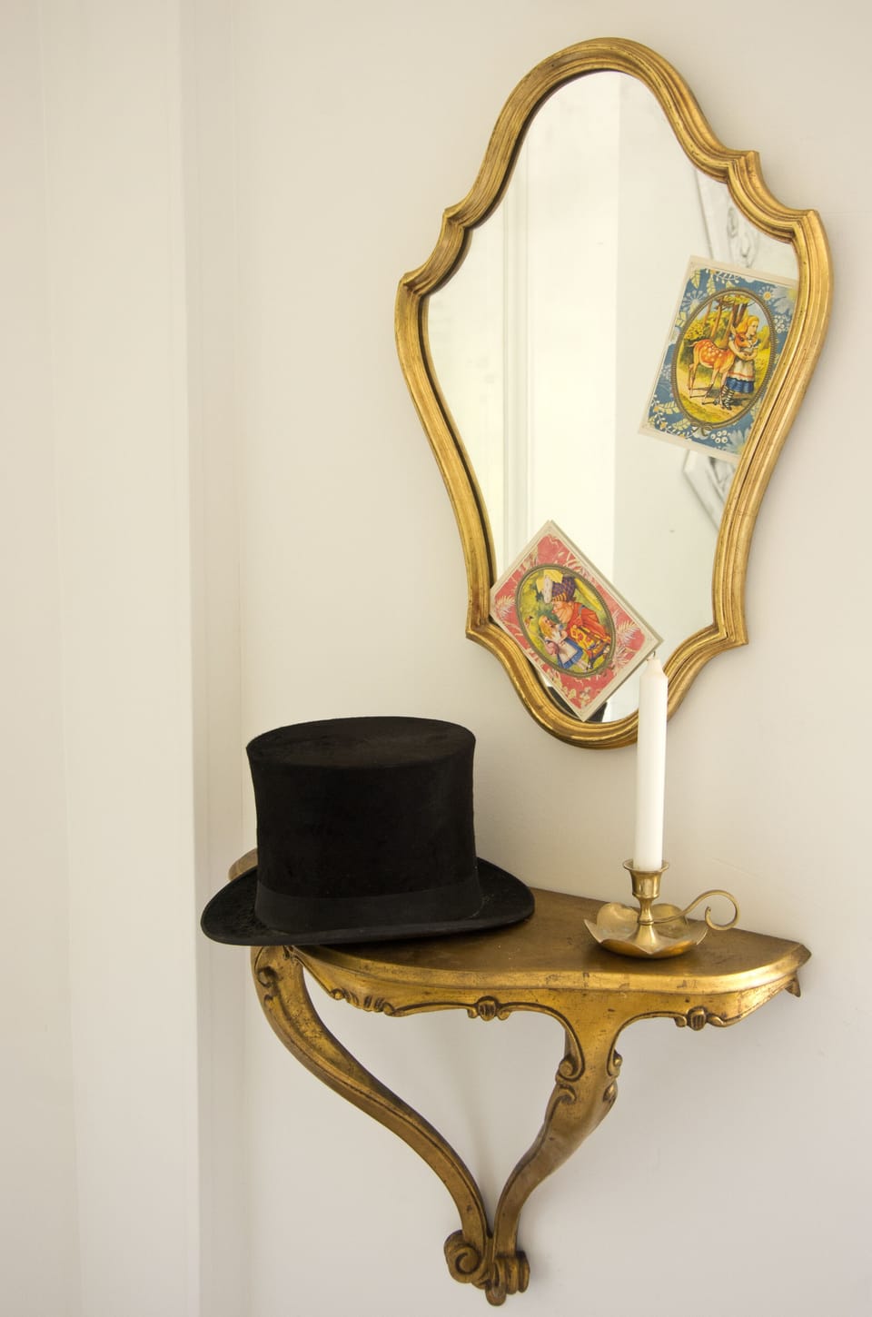 mad hatters tea room 