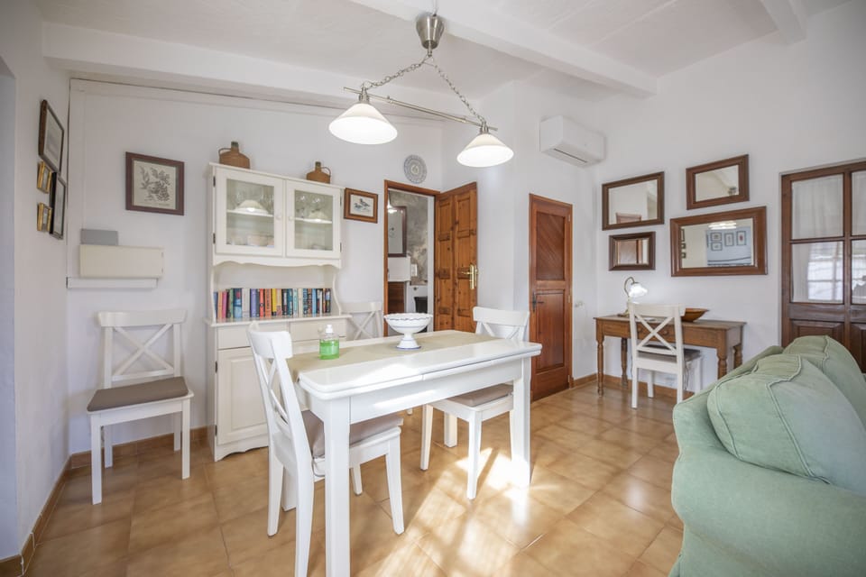 Comedor / Dining area