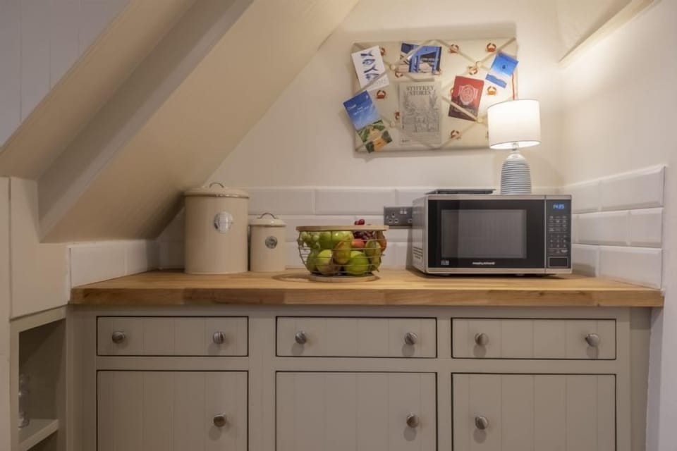 Ground floor: Kitchen