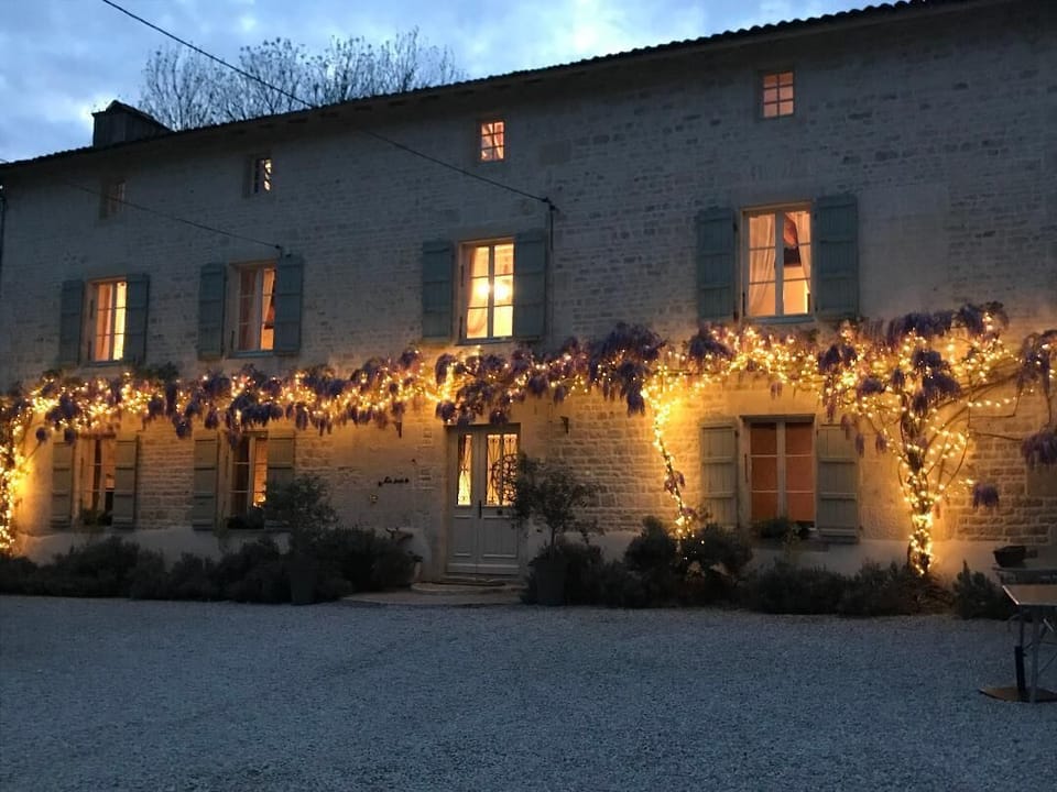 La Fuie at night