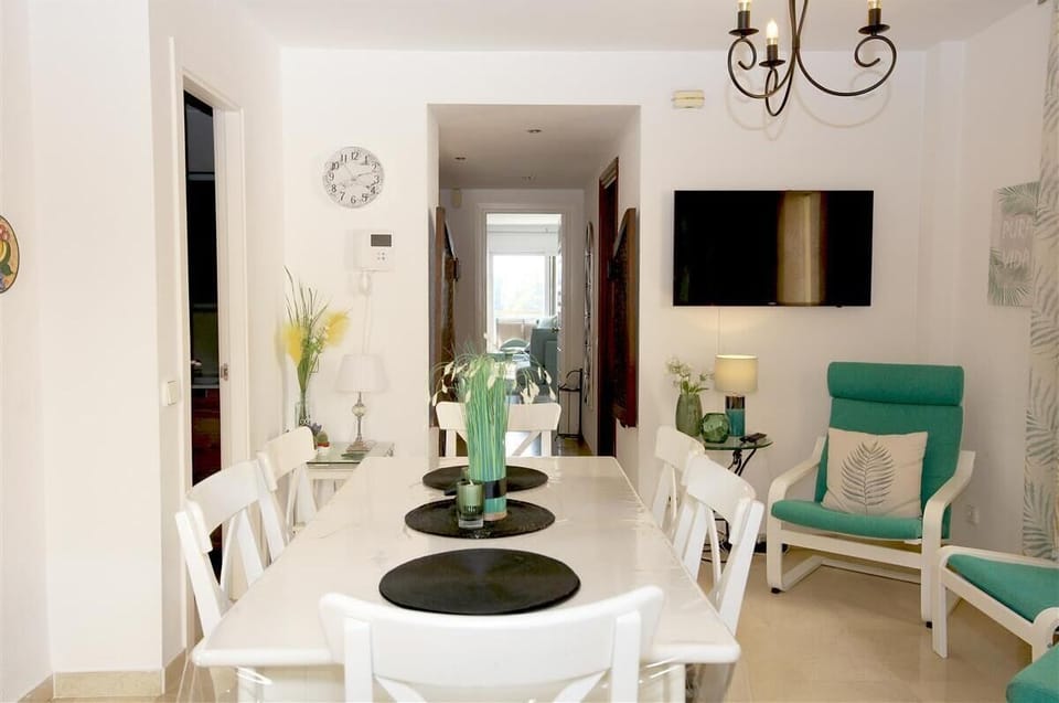 Another picture of the dining area for six guests within the kitchen
