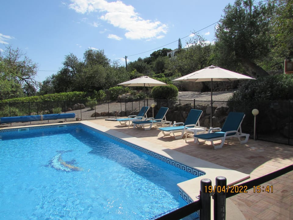 With plenty of options for relaxing in the sun or shade.