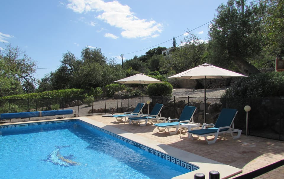 With plenty of options for relaxing in the sun or shade.