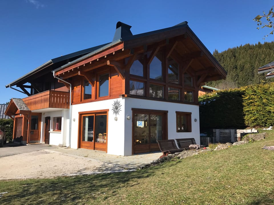 Spring at Chalet Uxello 