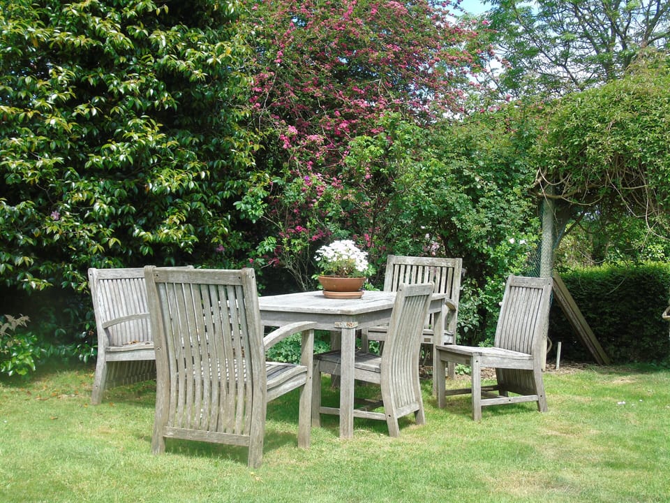Garden Seating and BBQ