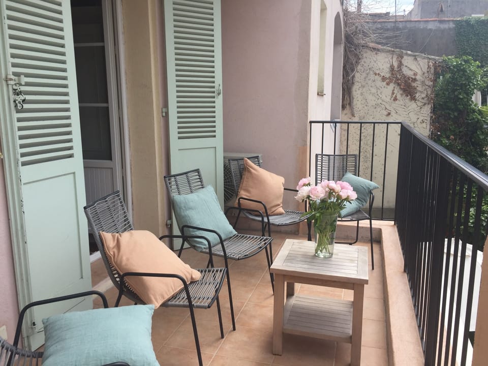 First floor terrace off master bedroom