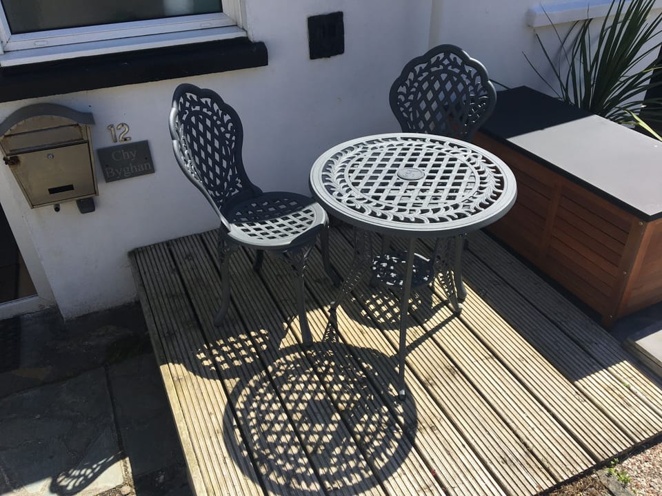 New outdoor table and chairs for 2022.