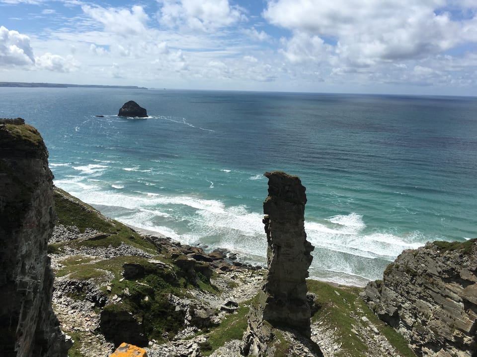 The old slate stack, on the coastal path towards Trebarwith
