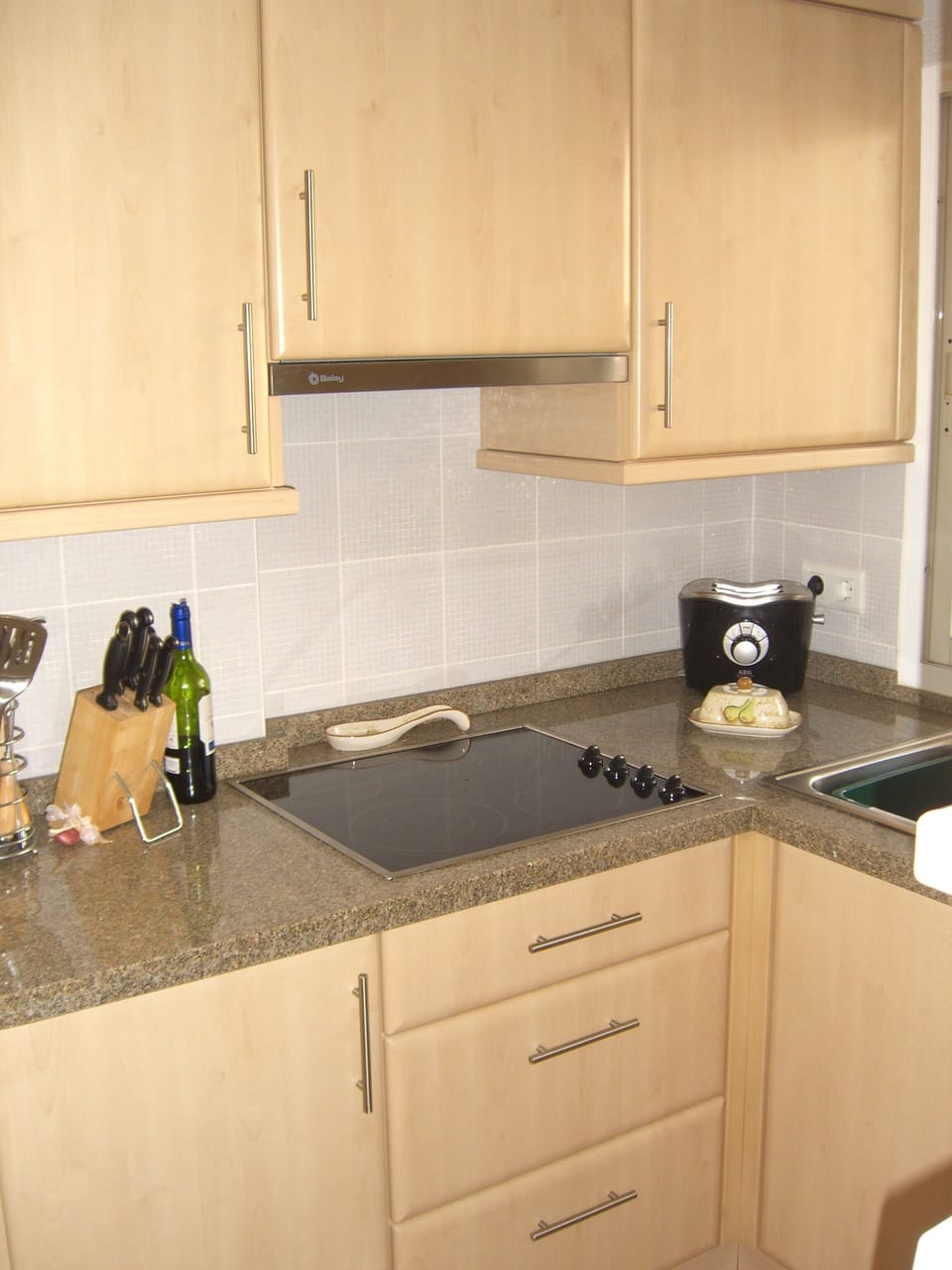 Kitchen with Hob
