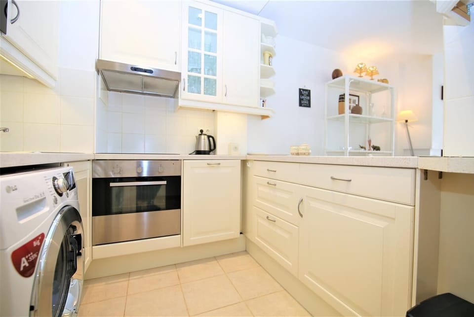 Kitchen is fully equipped with all the appliances