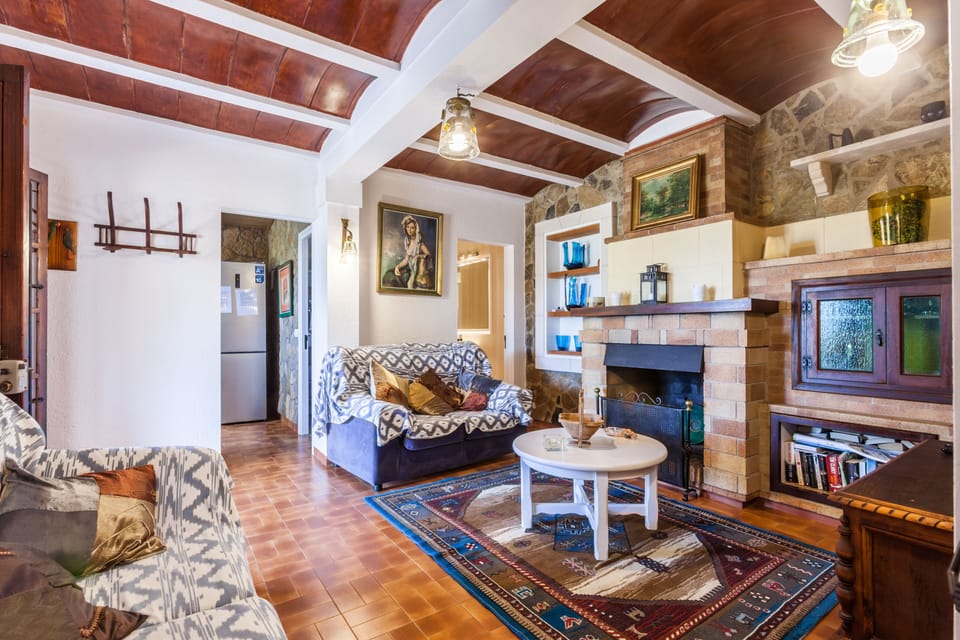 Living room with fireplace